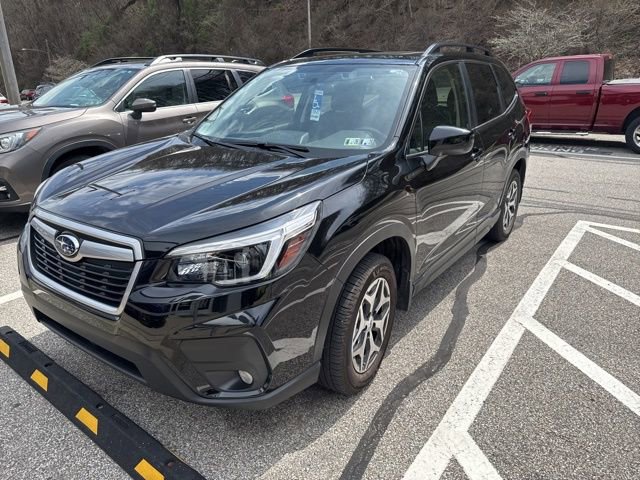 Used 2021 Subaru Forester Premium image 1