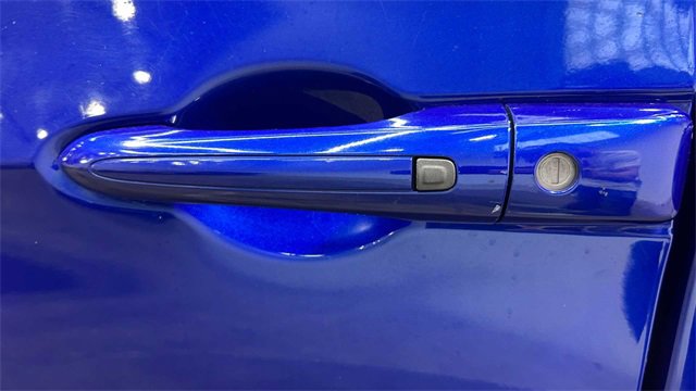 Used 2021 Chrysler Voyager LX image 9