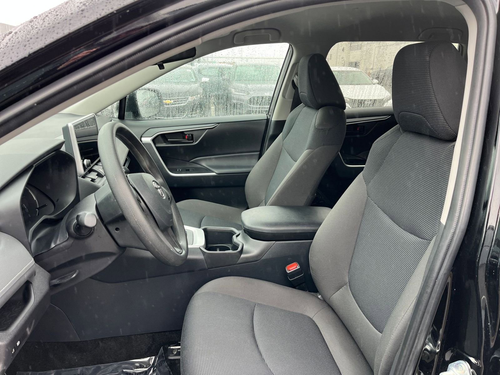 Used 2025 Toyota RAV4 LE image 35