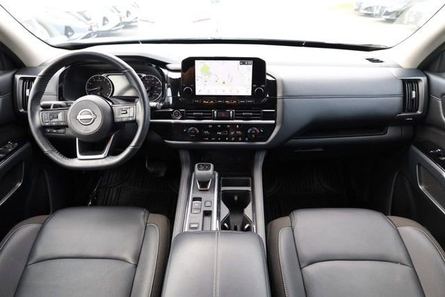 Certified 2024 Nissan Pathfinder SL image 26