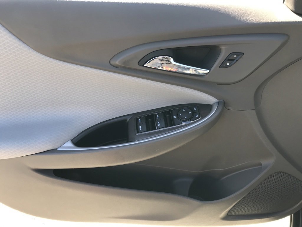 Used 2025 Chevrolet Malibu LT image 9