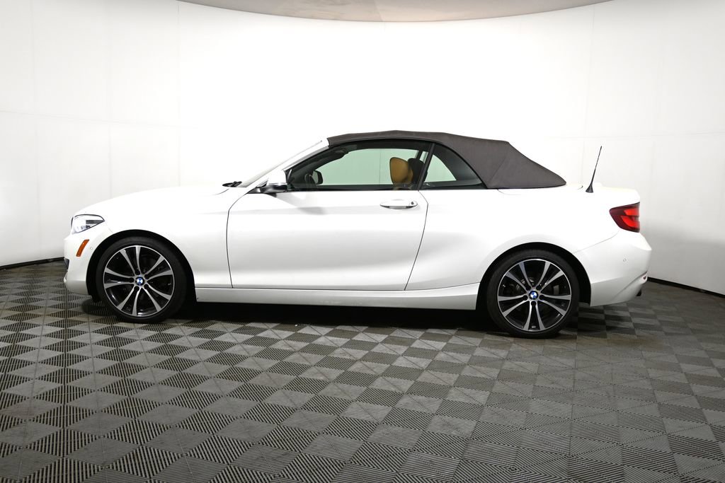 Used 2020 BMW 230i xDrive Convertible w/ Premium Package AWD/4WD image 2