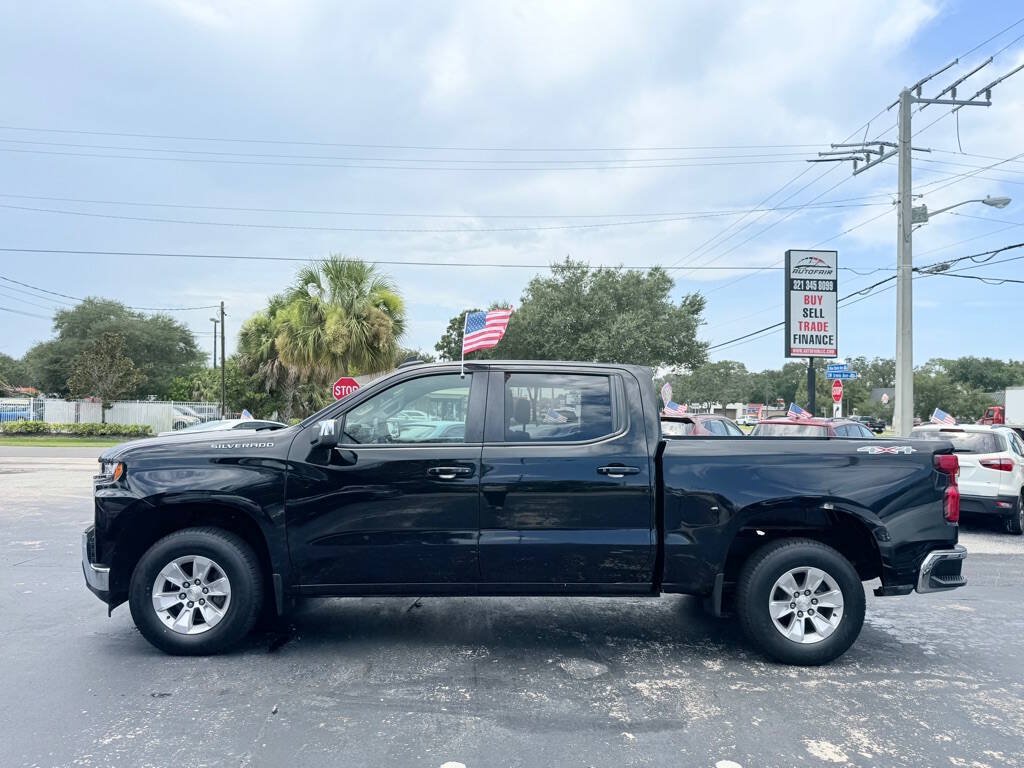 Used 2019 Chevrolet Silverado 1500 LT AWD/4WD image 4