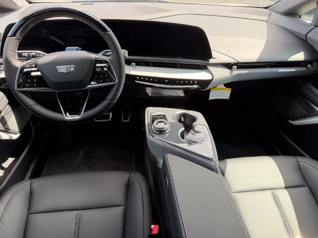 New 2027 Cadillac Optiq Luxury RWD image 10