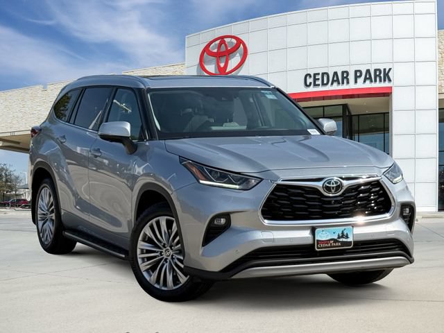 Used 2023 Toyota Highlander Platinum