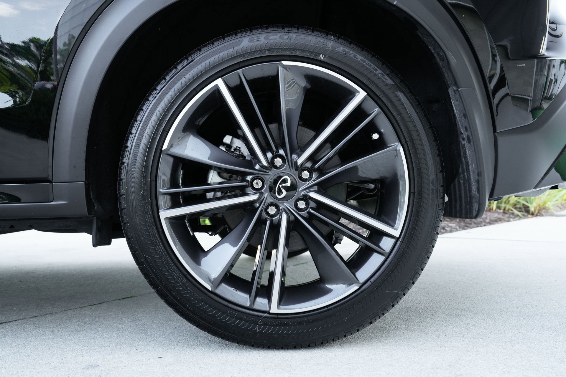 Used 2025 INFINITI QX55 Luxe w/ Cargo Package image 27