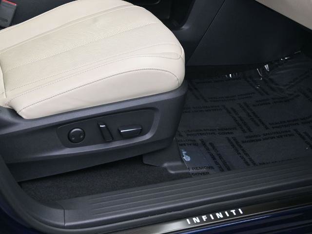 Certified 2025 INFINITI QX60 Luxe w/ Lighting Package (N94) image 7