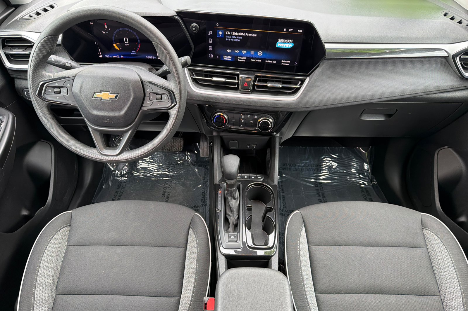 Used 2025 Chevrolet TrailBlazer LT AWD/4WD image 13