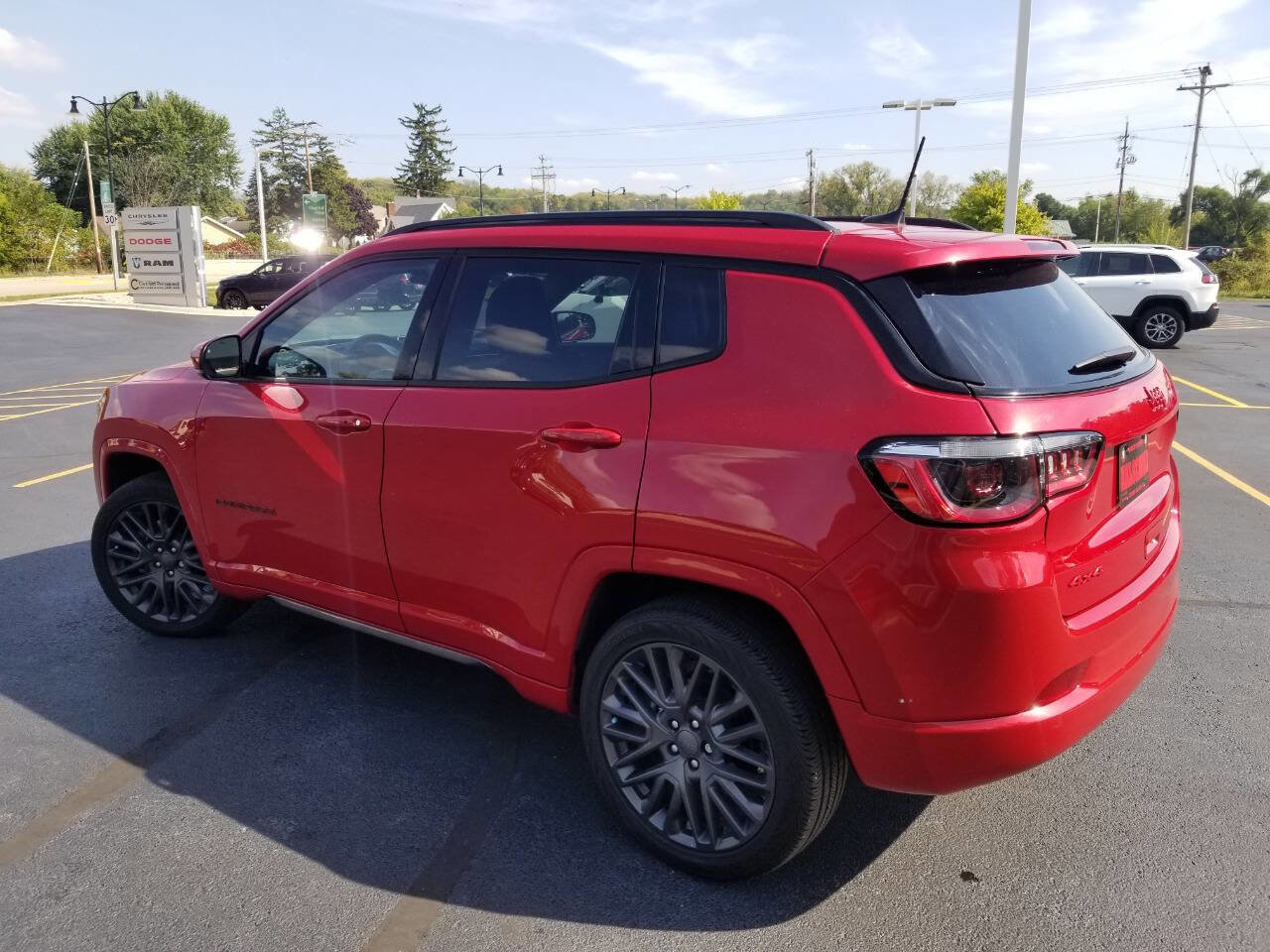 Certified 2023 Jeep Compass Limited image 5