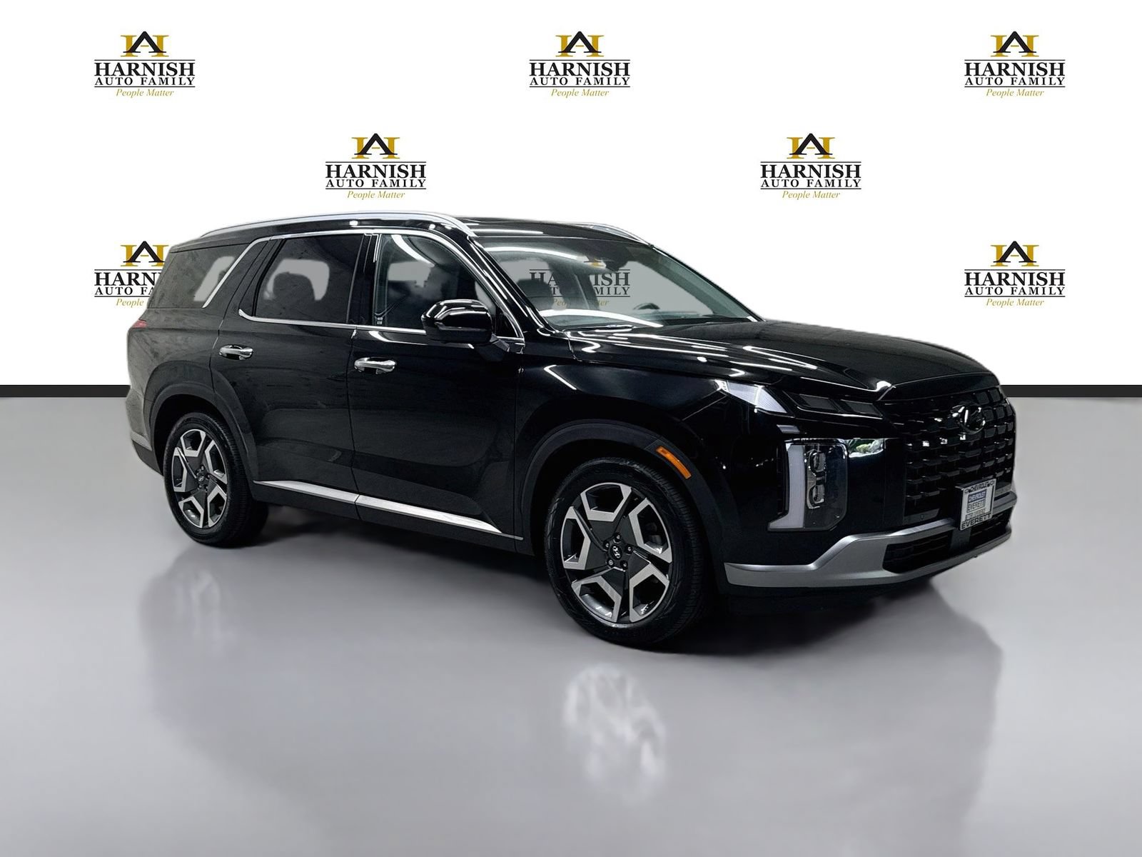 Used 2023 Hyundai Palisade Limited AWD/4WD image 3