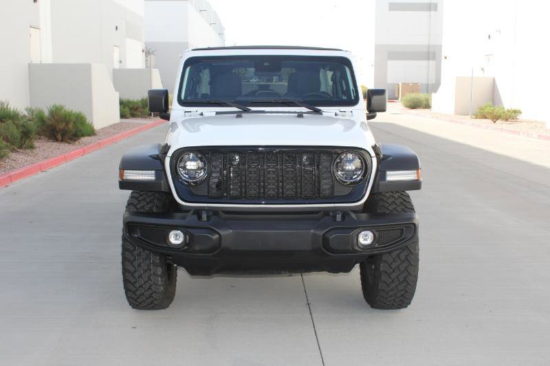 Used 2025 Jeep Wrangler Unlimited Sport image 3