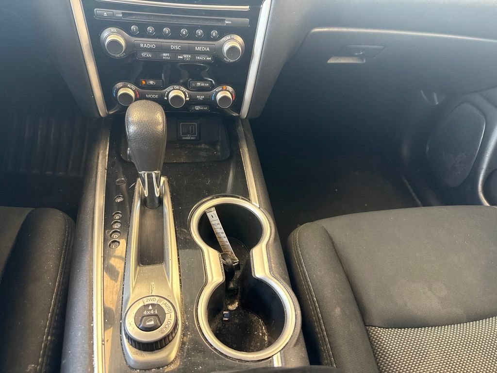 Used 2019 Nissan Pathfinder S AWD/4WD image 23