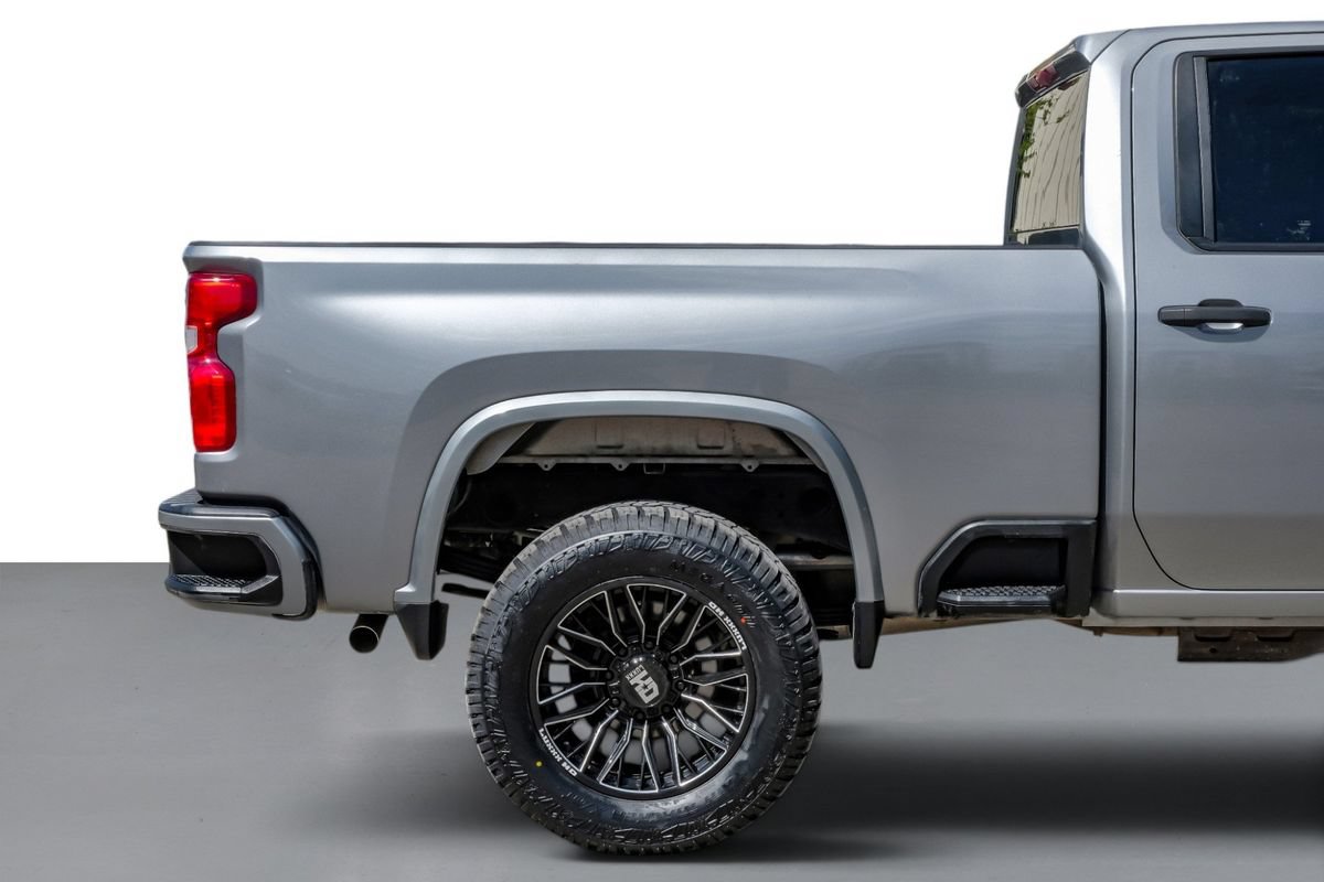Used 2024 Chevrolet Silverado 2500 Custom w/ Custom Value Package AWD/4WD image 7