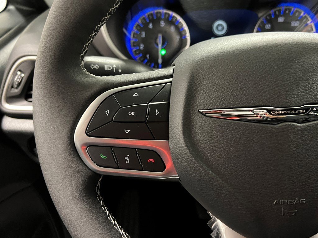 New 2026 Chrysler Voyager LX image 21