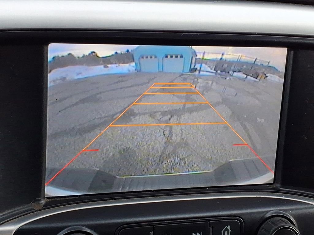 Used 2014 GMC Sierra 1500 SLE w/ SLE Value Package image 24