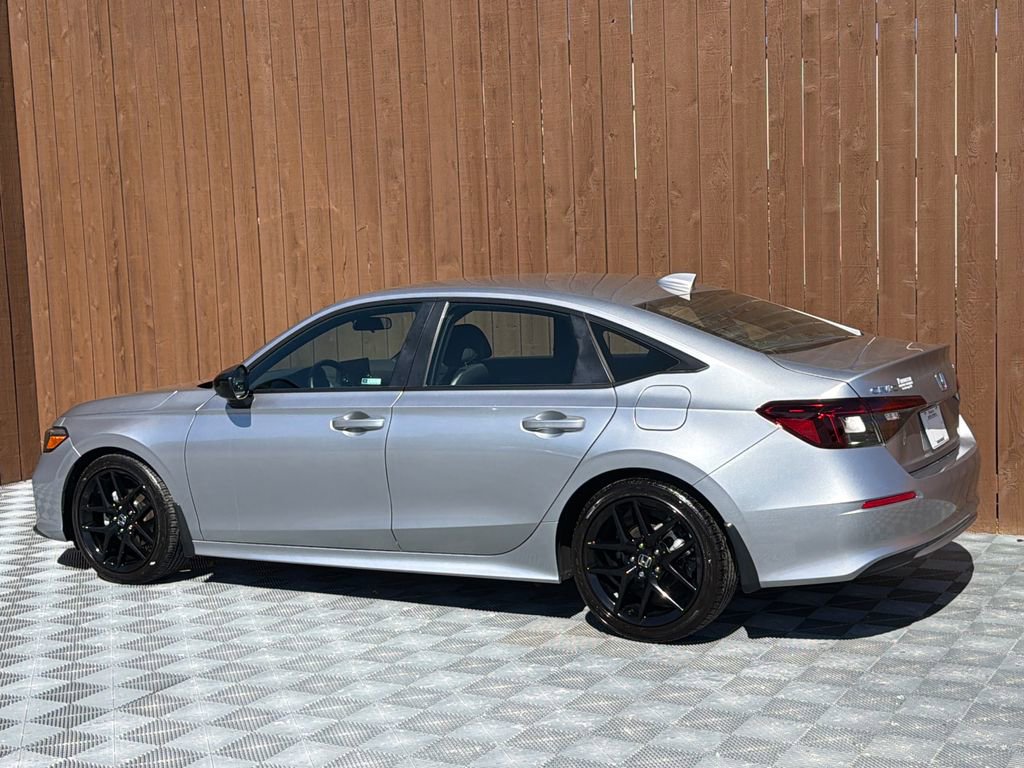 Used 2025 Honda Civic Sport image 15