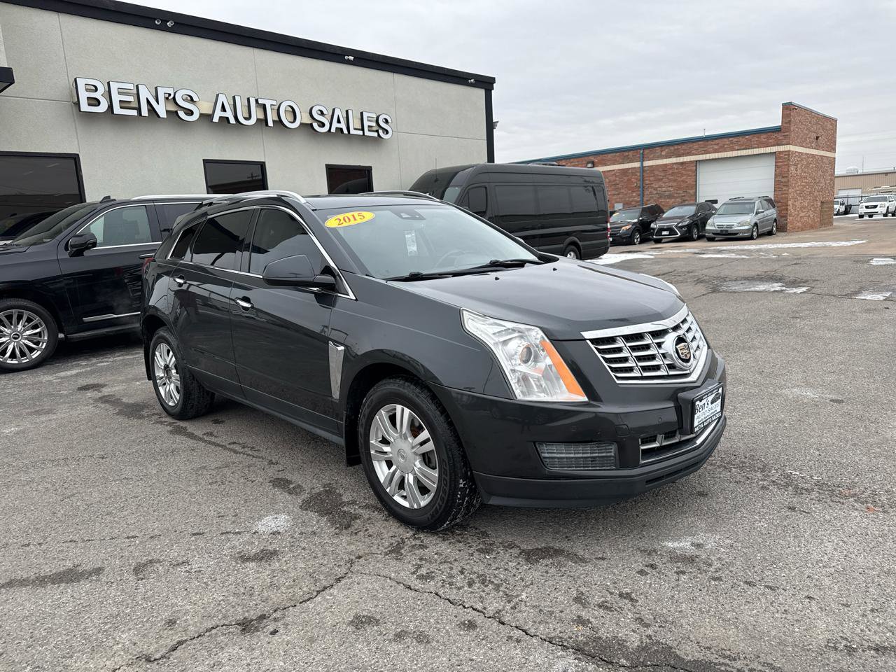 Used 2015 Cadillac SRX Luxury w/ Driver Awareness Package FWD image 4