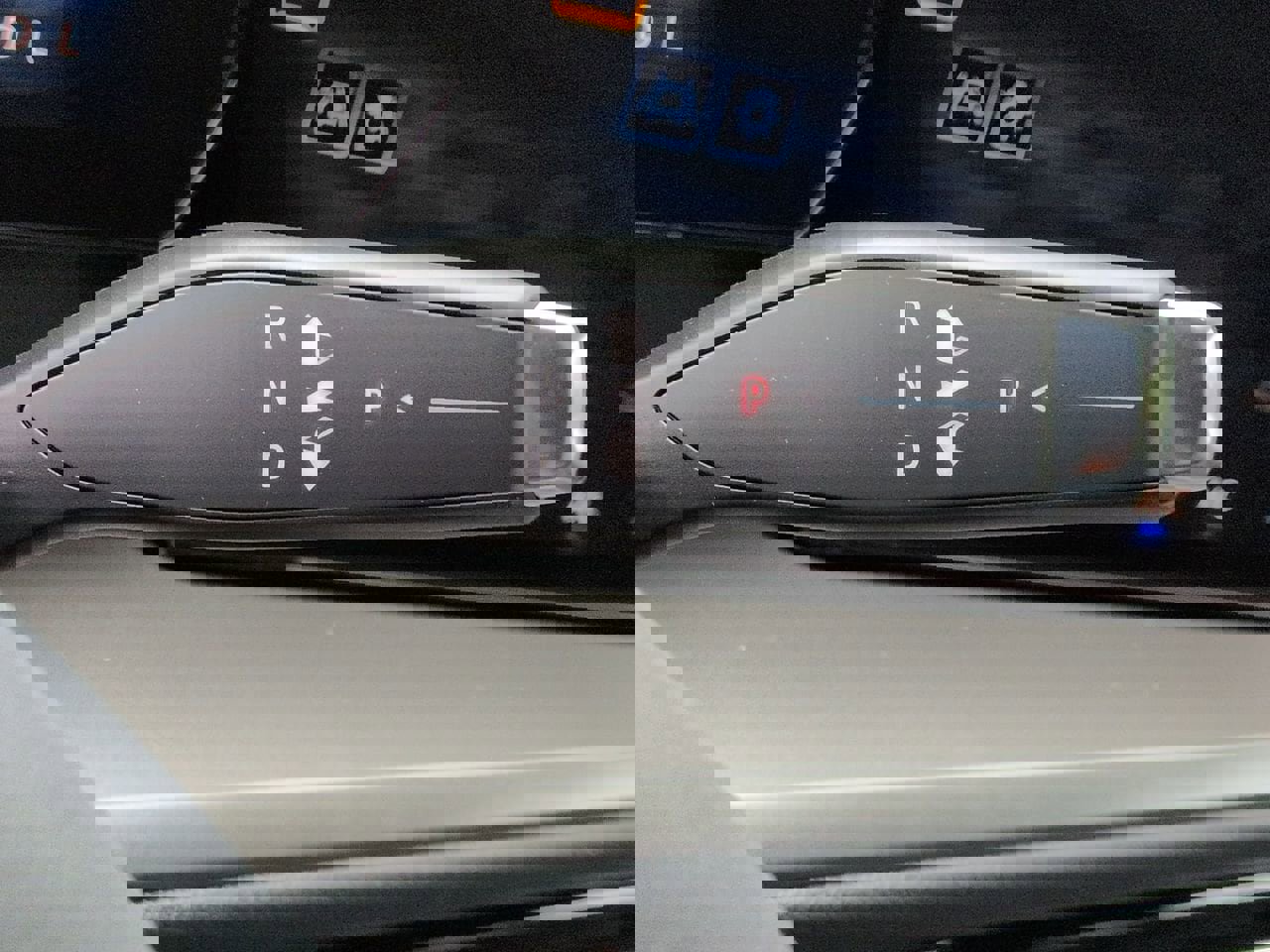 New 2026 Chevrolet Traverse LT w/ Sun and Wheel Package image 14