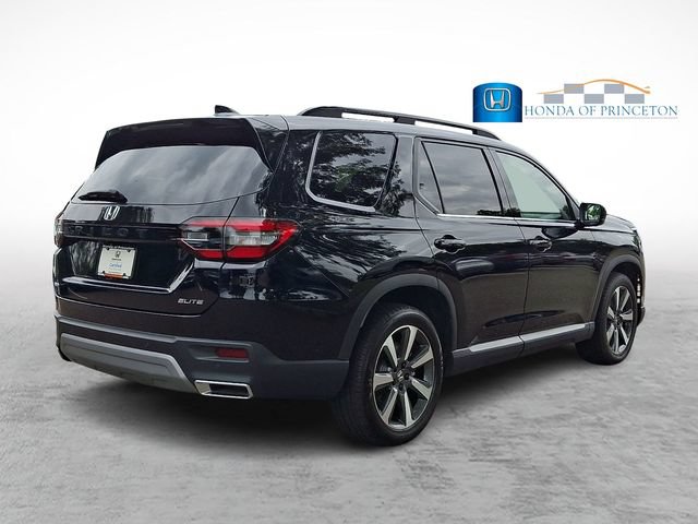 Certified 2025 Honda Pilot Elite image 6