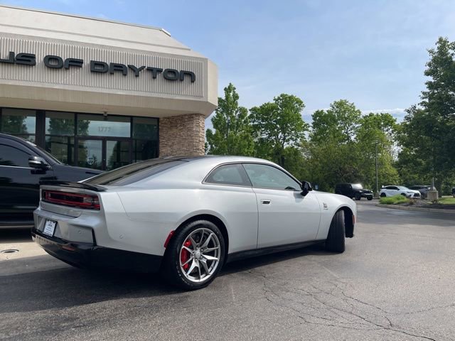 Used 2025 Dodge Charger Daytona Scat Pack w/ Track Pack AWD/4WD image 3