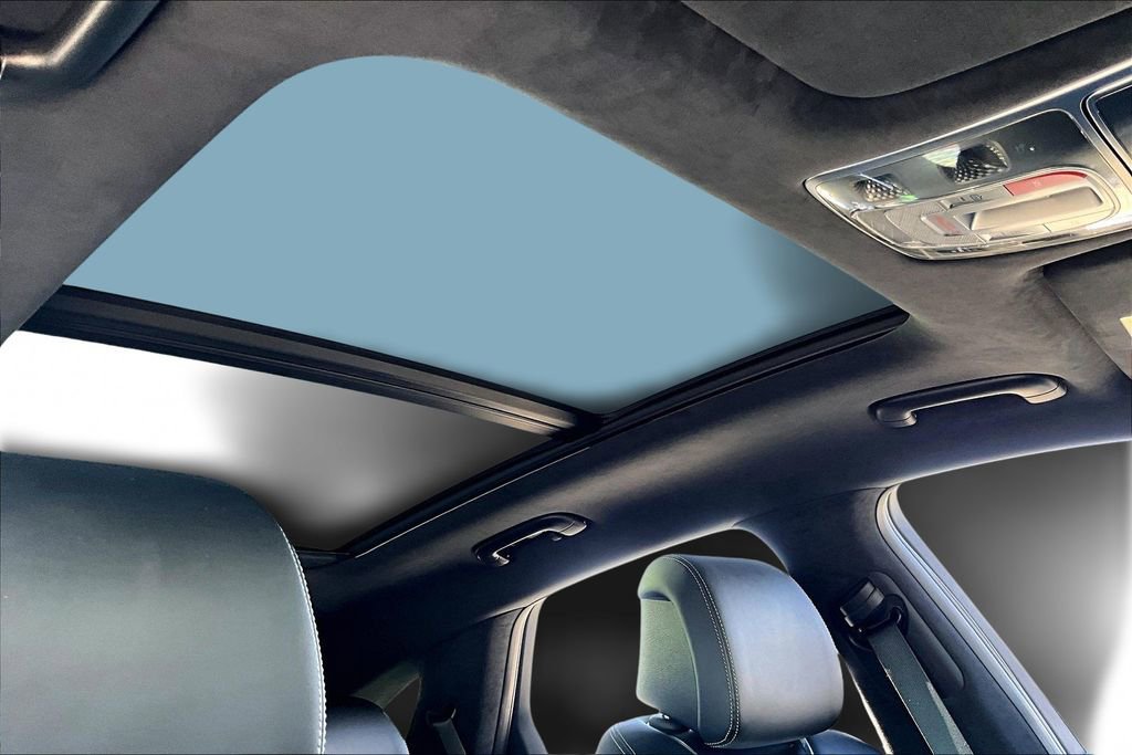 Used 2023 Genesis GV70 3.5T Sport w/ Sport Advanced Package image 21