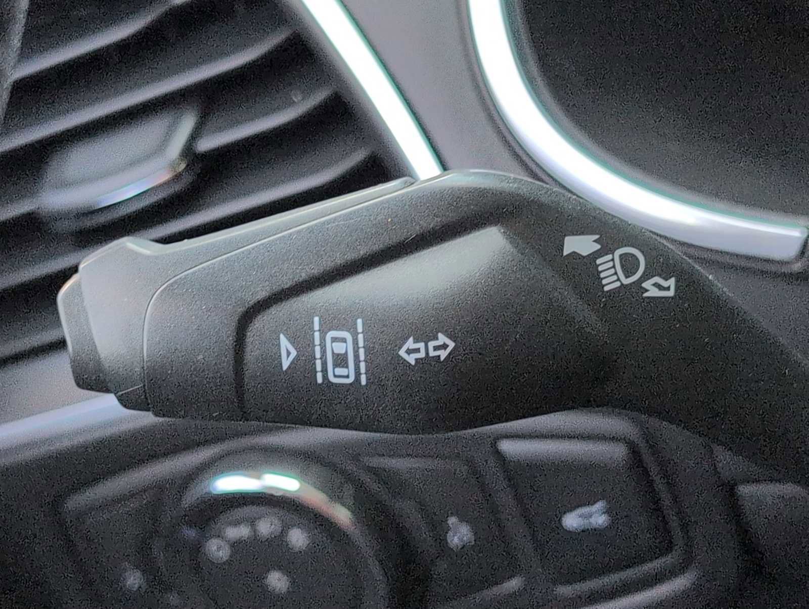 Used 2016 Ford Edge Sport w/ Equipment Group 401A AWD/4WD image 26