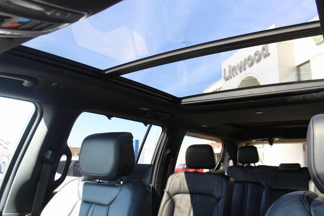 Used 2022 Jeep Wagoneer Series II w/ Convenience Group I image 28