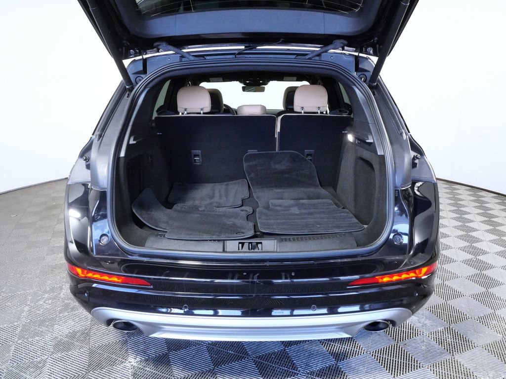 Certified 2022 Lincoln Corsair Reserve w/ Equipment Group 201A image 11