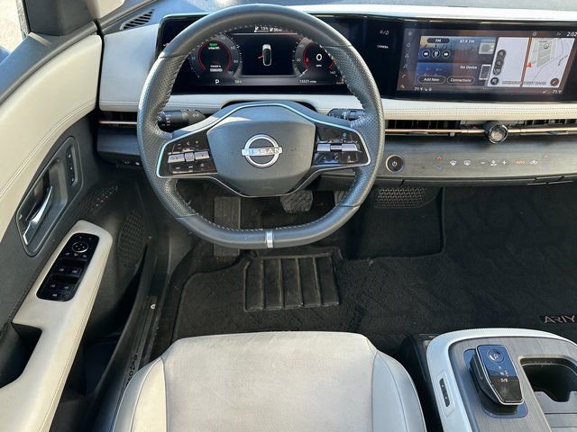 Used 2024 Nissan Ariya AWD image 13