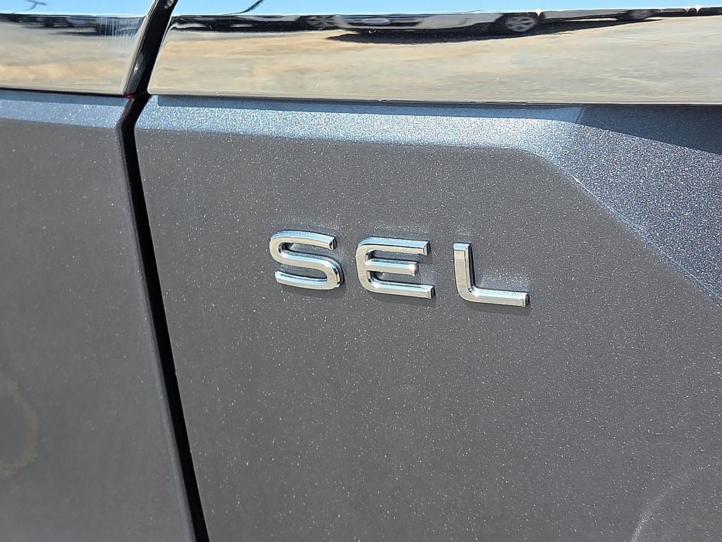 Used 2024 Volkswagen Atlas SEL AWD/4WD image 18