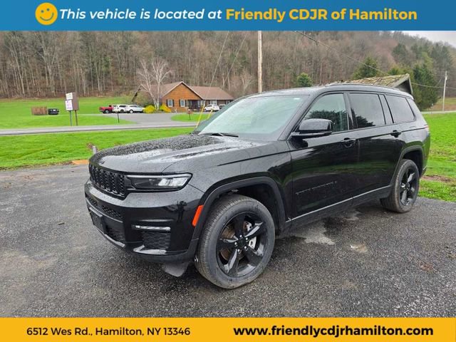 Used 2023 Jeep Grand Cherokee Limited w/ Trailer Tow Prep Group (B) AWD/4WD image 1