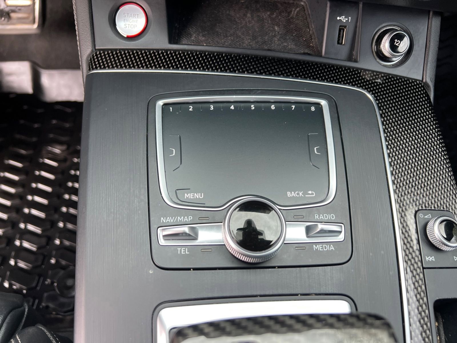 Used 2018 Audi SQ5 Premium Plus w/ S Sport Package AWD/4WD image 26