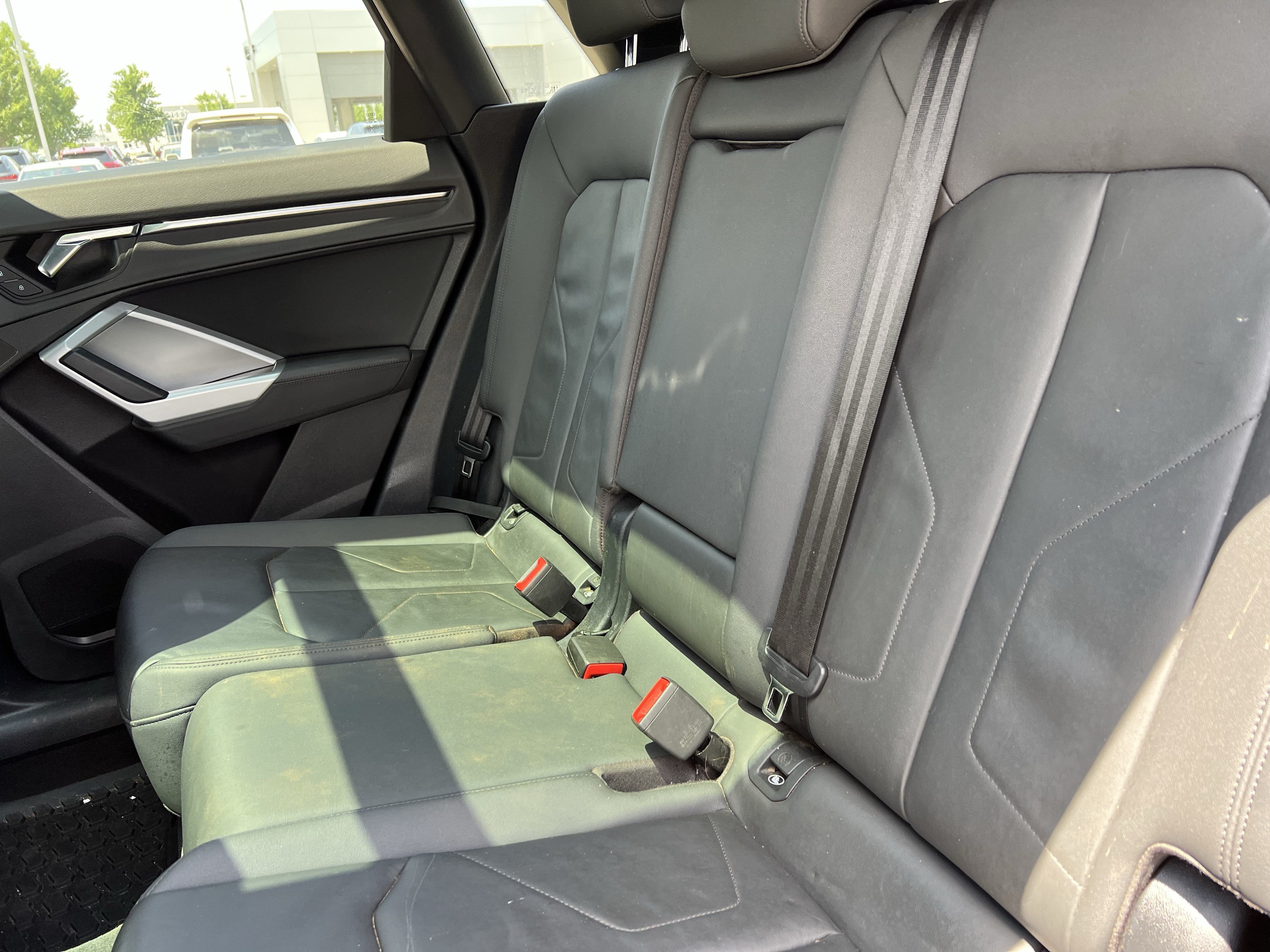 Used 2020 Audi Q3 2.0T Premium w/ Convenience Package AWD/4WD image 34
