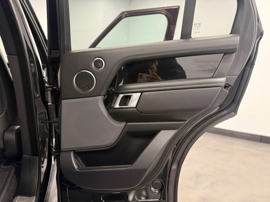 Used 2019 Land Rover Range Rover AWD/4WD image 40