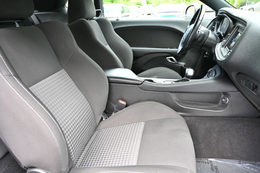 Used 2023 Dodge Challenger R/T image 18