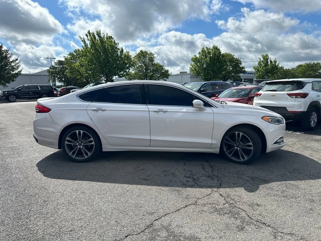 Used 2018 Ford Fusion Titanium AWD/4WD image 12