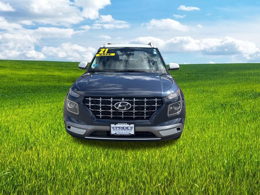 Used 2021 Hyundai Venue image 2