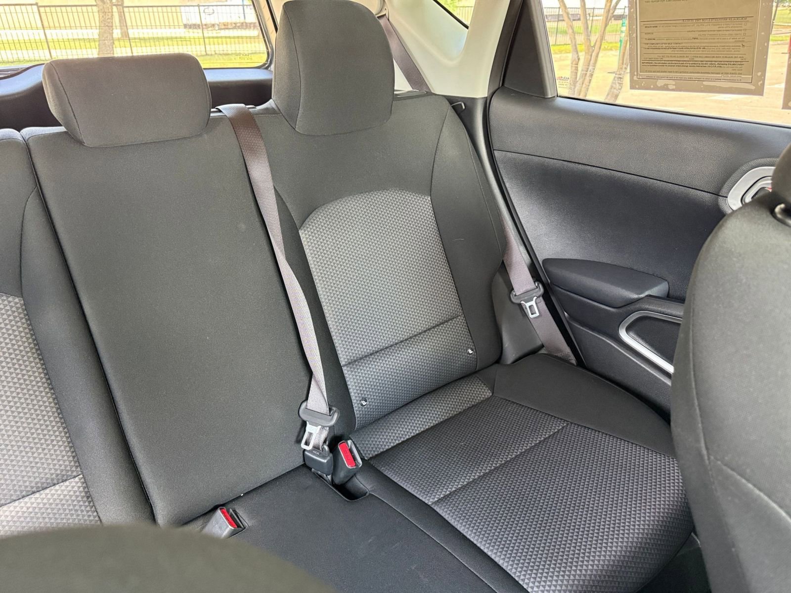 Used 2025 Kia Soul LX w/ LX Technology Package FWD image 37