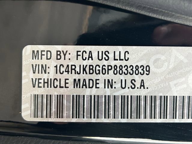 Used 2023 Jeep Grand Cherokee L Limited AWD/4WD image 32