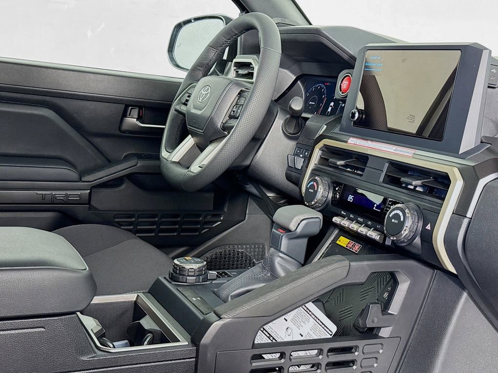 New 2025 Toyota Tacoma TRD Off-Road image 32