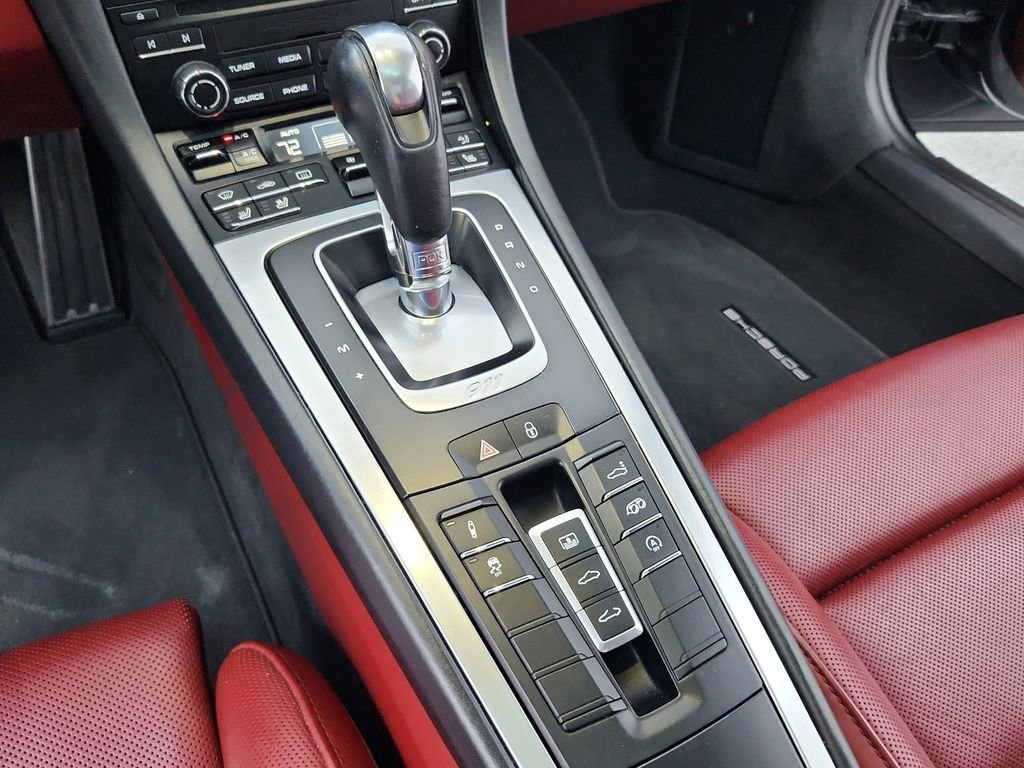 Used 2017 Porsche 911 Carrera 4S image 23