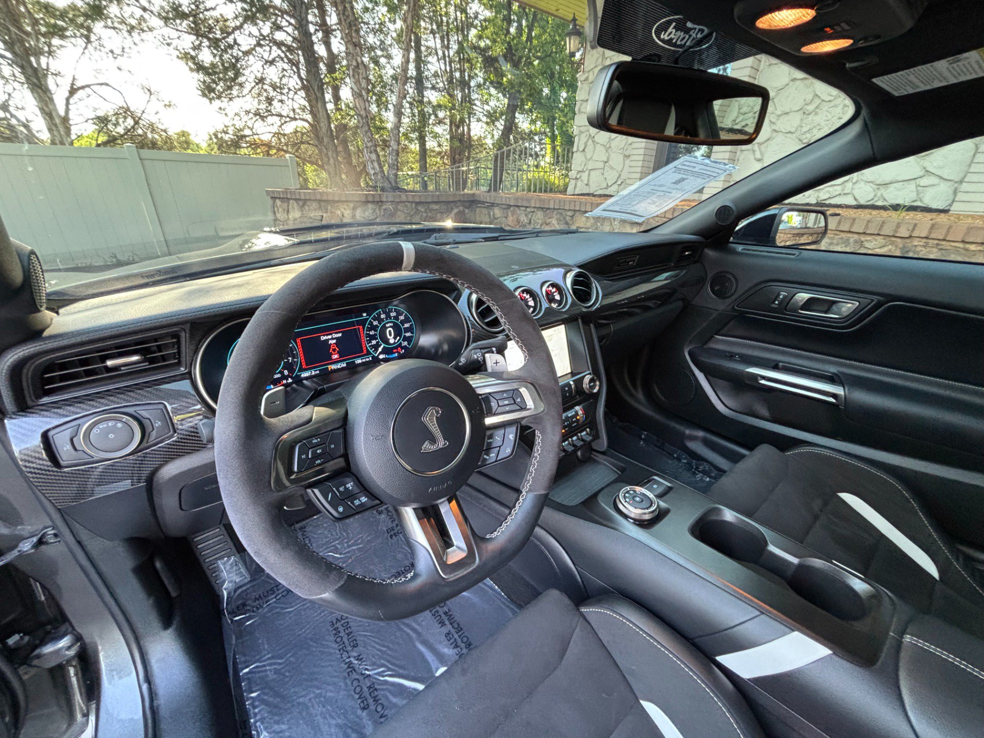 Used 2020 Ford Mustang Shelby GT500 w/ Carbon Fiber Track Pack RWD image 24