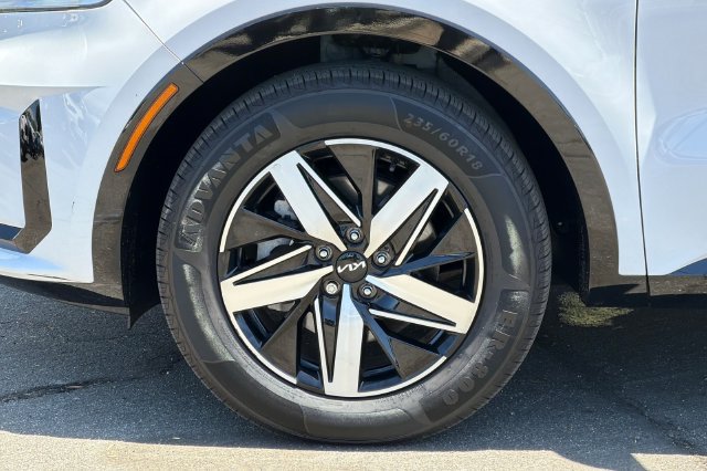 Used 2023 Kia Sorento S w/ Panoramic Sunroof Package FWD image 35