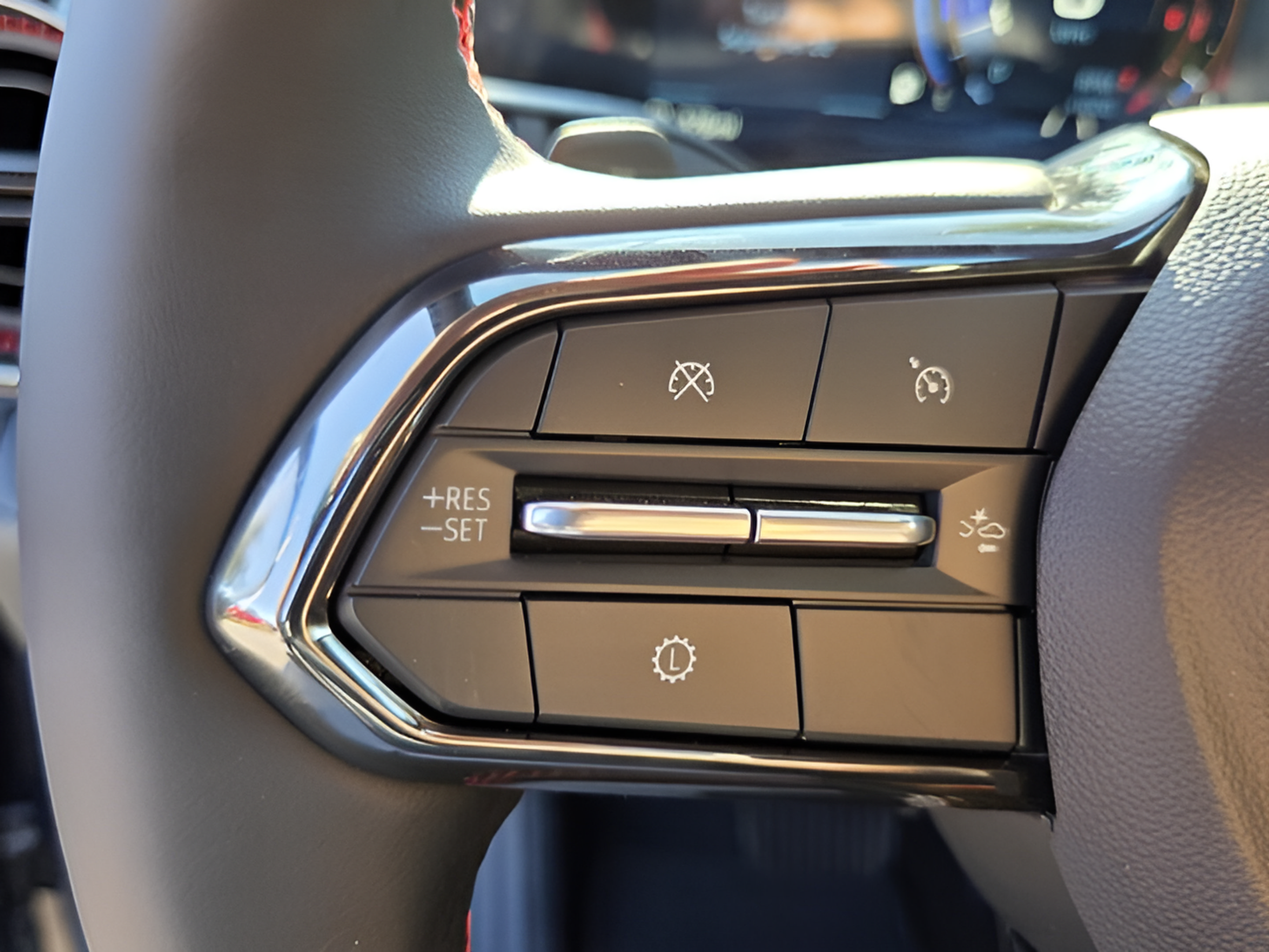 New 2027 Chevrolet Equinox RS FWD image 23
