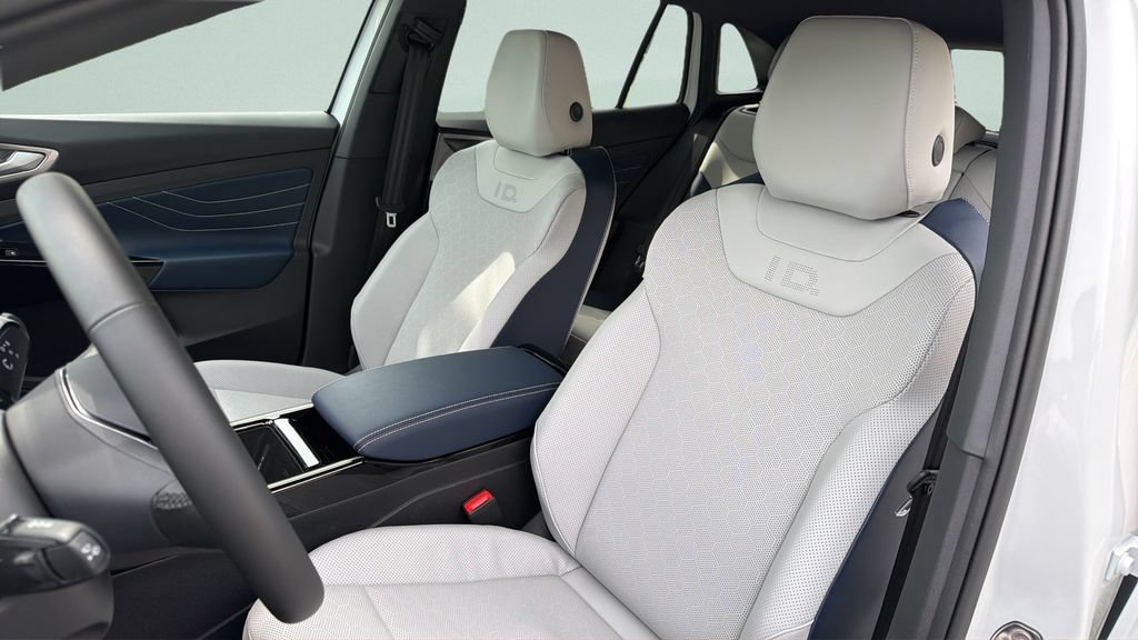 New 2026 Volkswagen ID.4 Pro S AWD/4WD image 32