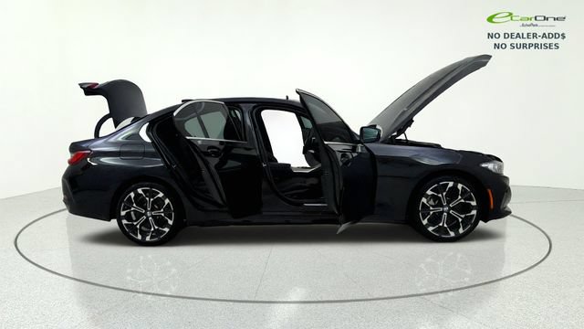 Used 2025 BMW 330i xDrive Sedan AWD/4WD image 9