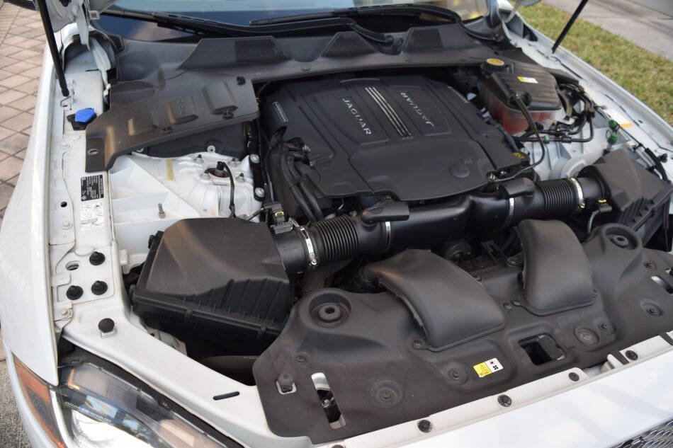 Used 2019 Jaguar XJ Collection image 92