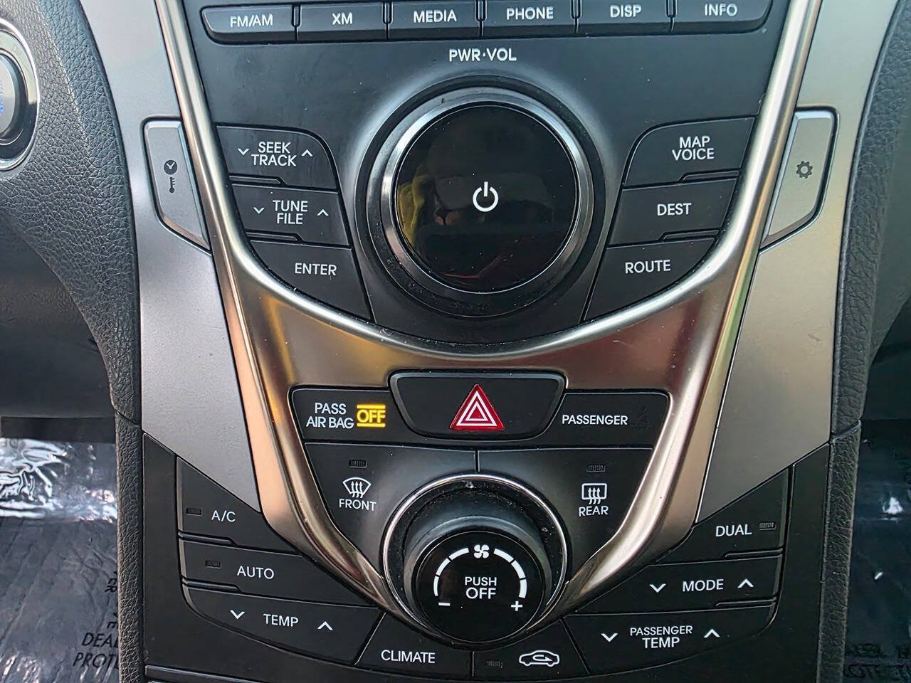 Used 2012 Hyundai Azera FWD image 32