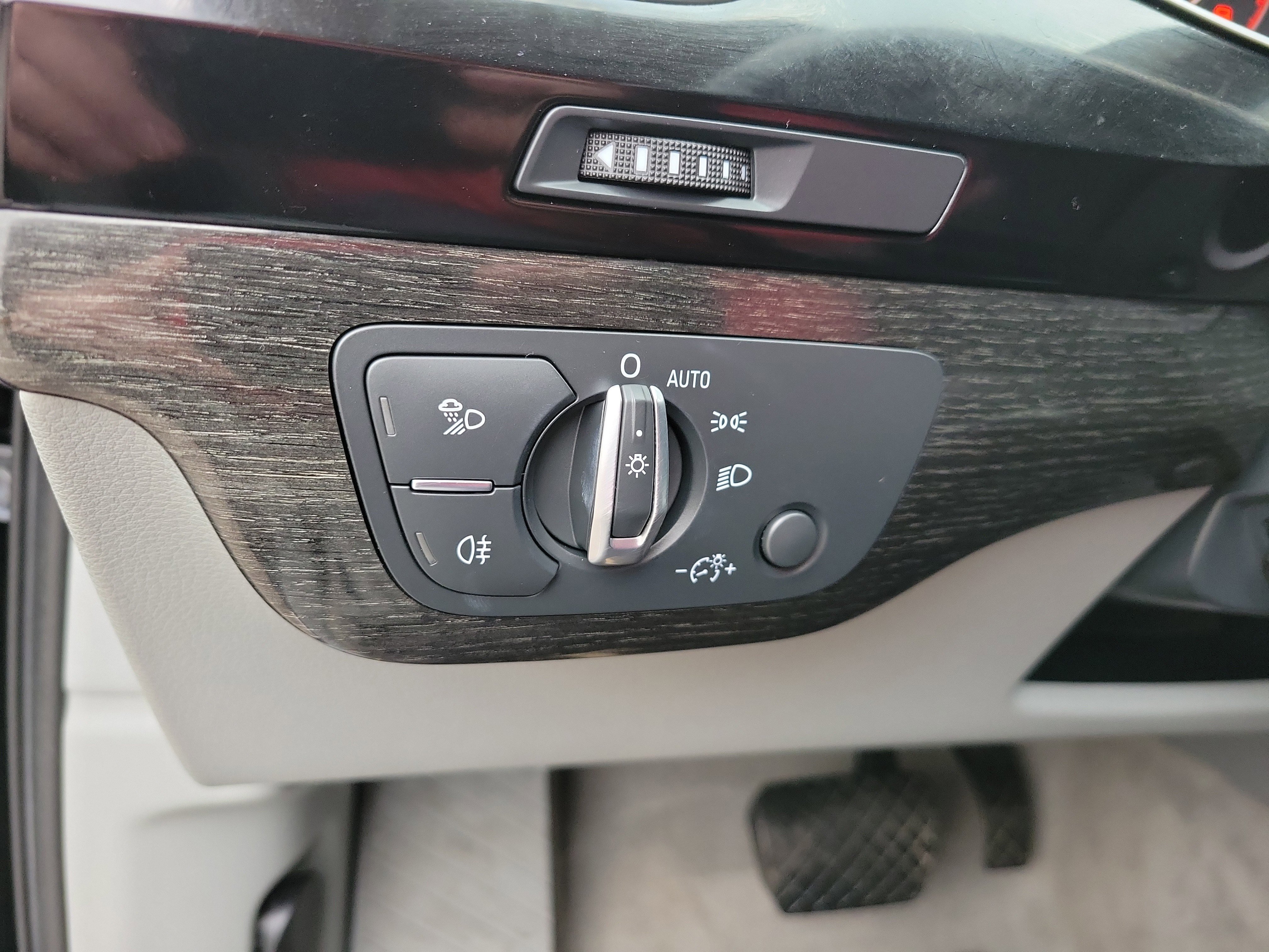 Used 2019 Audi Q7 3.0T Premium Plus image 31