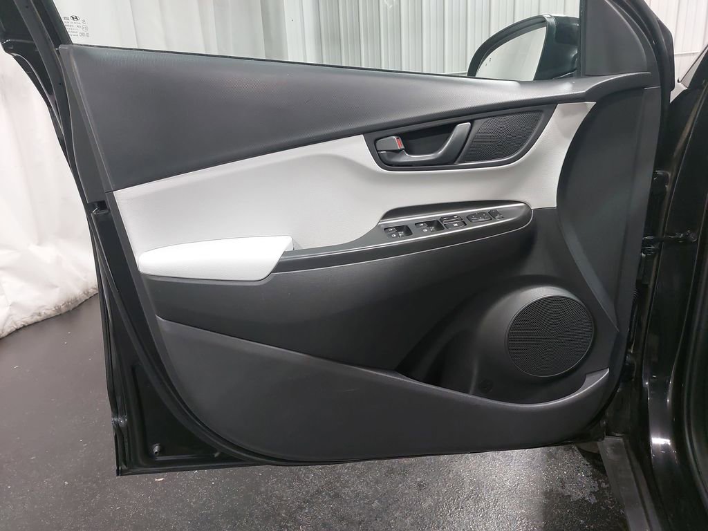 Certified 2023 Hyundai Kona SEL w/ Cargo Package image 43